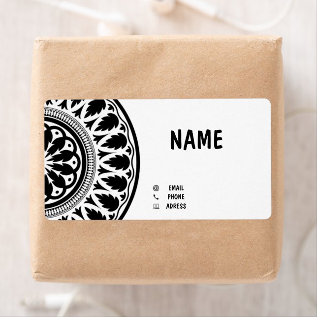 business card with black white ornaments (Insitu)
