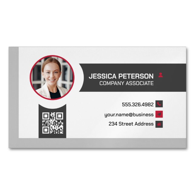 Business Woman Smiling | Corporate | QR Code Magnetic Business Card (Front)