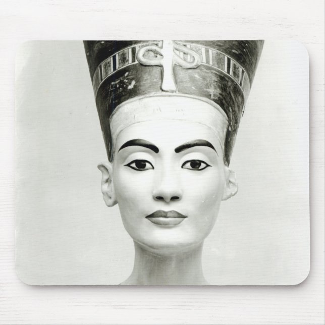 Bust of Queen Nefertiti Mouse Mat (Front)