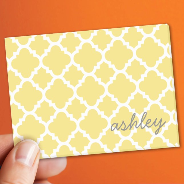 Butter Yellow Quatrefoil Pattern with Name Post-it Notes (Custom Post It Note Pad)