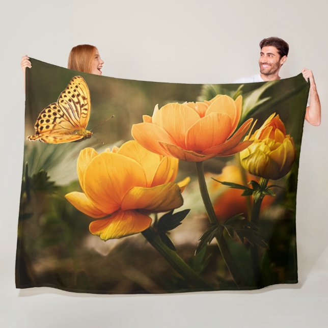 BUTTERFLY and FLOWERS Fleece Blanket (In Situ)