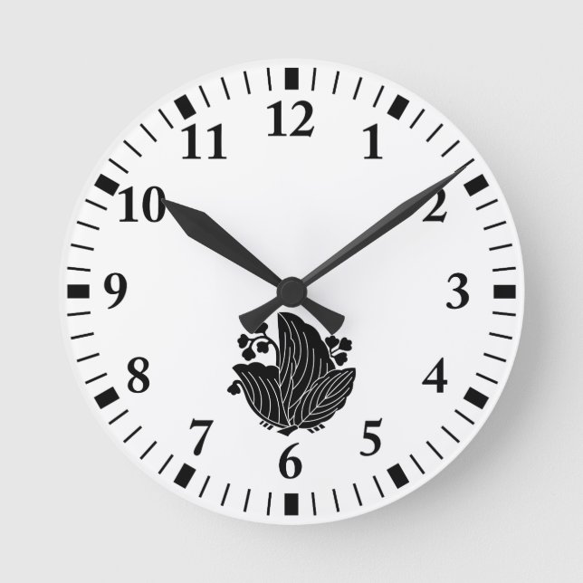 Butterfly-shaped paulownia round clock (Front)