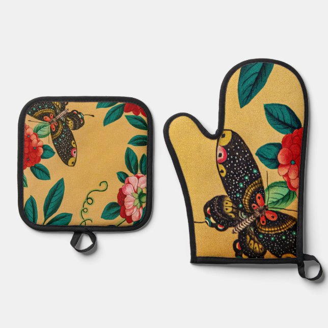 Butterfly with a bush Oven Mitts Mitt & Pot Holder Set (Front)