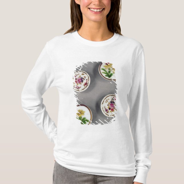 Buttons T-Shirt (Front)