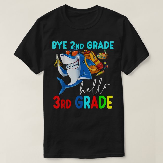 Bye 2nd Grade Hello 3rd Grade Back to School Kids  T-Shirt (Design Front)