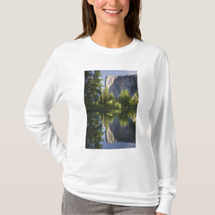 CA, Yosemite NP, El Capitan reflected in Merced T-Shirt