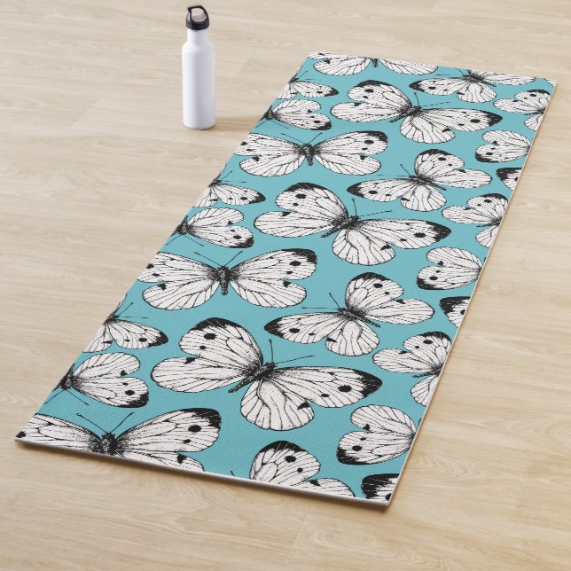 Cabbage butterfly pattern yoga mat (In Situ)