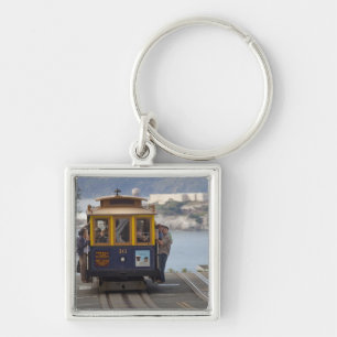 Cable car chugs up Hyde Street in San Key Ring