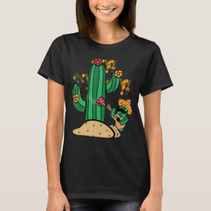 cactus music singing guitar sombrero mexicano dese T-Shirt