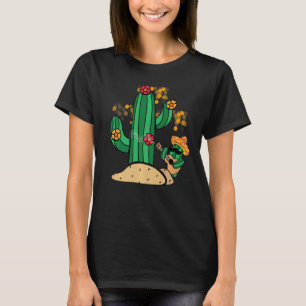 cactus music singing guitar sombrero mexicano dese T-Shirt