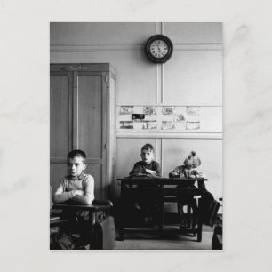 Cadran scolaire 1956 - Robert Doisneau Postcard