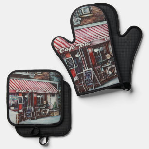 Cafe Tina's Twilight, NYC. Oven Mitt & Pot Holder Set