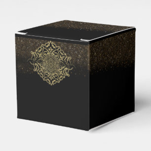 Caja de regalo con decoración dorada favour box