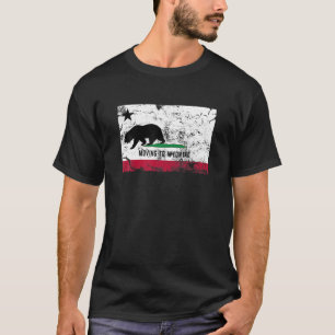 California Bear Is Moving To Wyoming Funny Walking T-Shirt