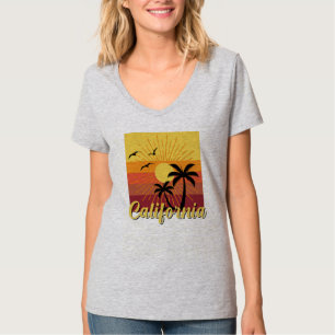 California Design - Women's Basic V-Neck T-Shirt