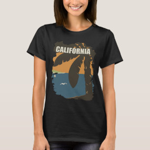 California Palm Tree Coast Retro Travel T-Shirt