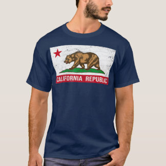 California Republic Flag  CA  Distressed Design  C T-Shirt