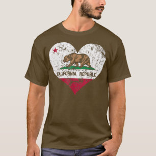California Republic Flag Heart Love Vintage Distre T-Shirt