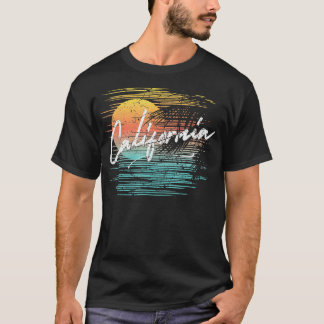 California Retro Sunset Surfing Summer Distressed  T-Shirt