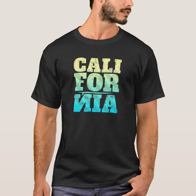   California Surf    T-Shirt (Front)