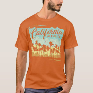 CaliforniaSurfing Beach Summer Vintage Retro Surf T-Shirt