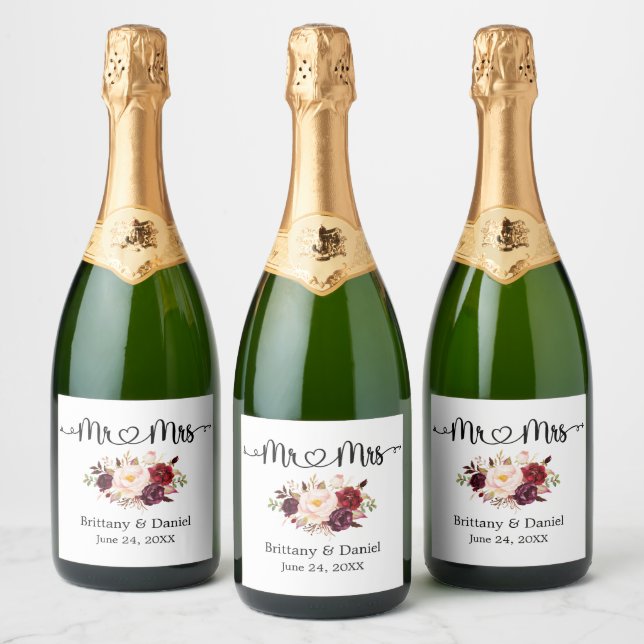 Calligraphy Heart Mr. and Mrs. Floral Wedding Sparkling Wine Label (Bottles)