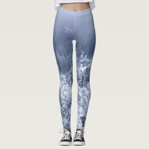 Calm Winter Mountains: Foggy Serenity. Leggings