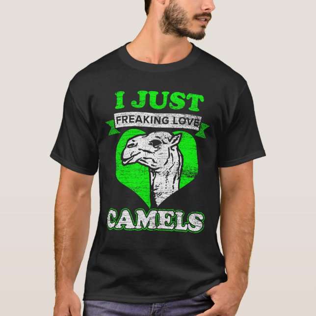 camel love T-Shirt (Front)