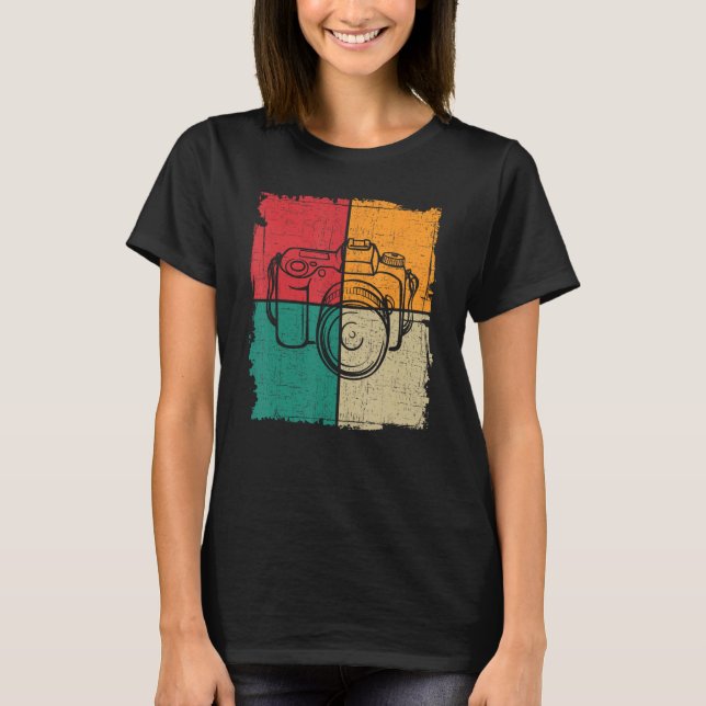 Camera Retro Vintage 70s 80s Style T-Shirt (Front)