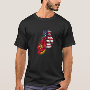 Cameroon Cameroonian America American Flag Hand Mi T-Shirt