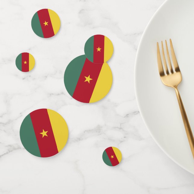 Cameroon flag confetti (Group)
