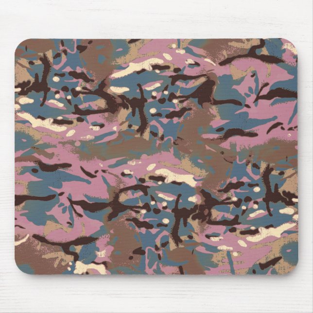Camo Camo, don't blend in with the crowd! Mouse Mat (Front)