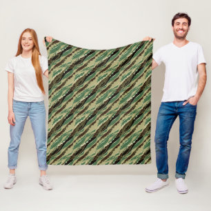 Camouflage Hakki spotted striped pattern Fleece Blanket