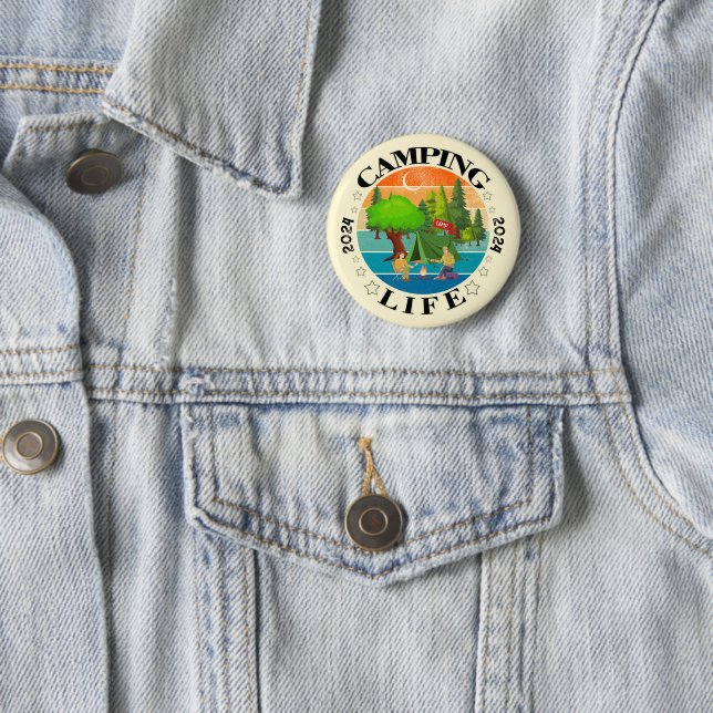 Camping Life 6 Cm Round Badge (In Situ)