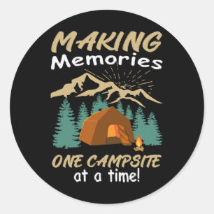CAMPING Making Memories Classic Round Sticker