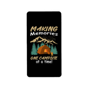 CAMPING Making Memories Label