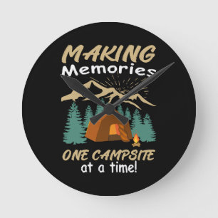 CAMPING Making Memories Round Clock