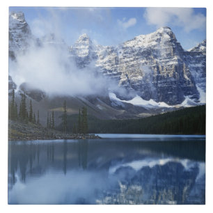 Canada, Alberta, Banff National Park, Lake Tile