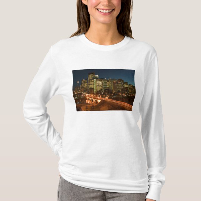 Canada, Alberta, Calgary: Downtown Calgary, T-Shirt (Front)