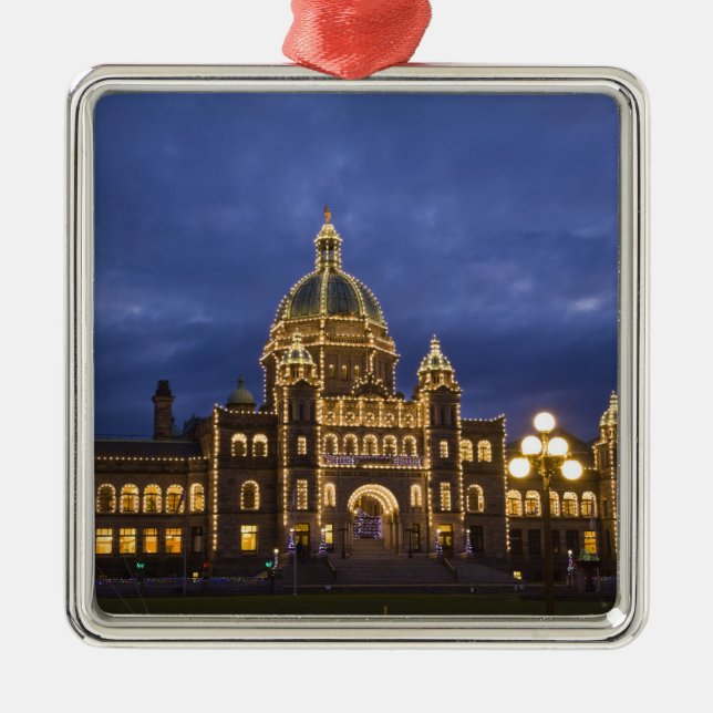 CANADA, British Columbia, Victoria. Evening, Metal Tree Decoration (Front)