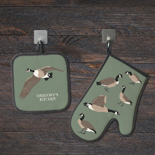 Canada Geese Personalised Goose Themed Oven Mitt & Pot Holder Set