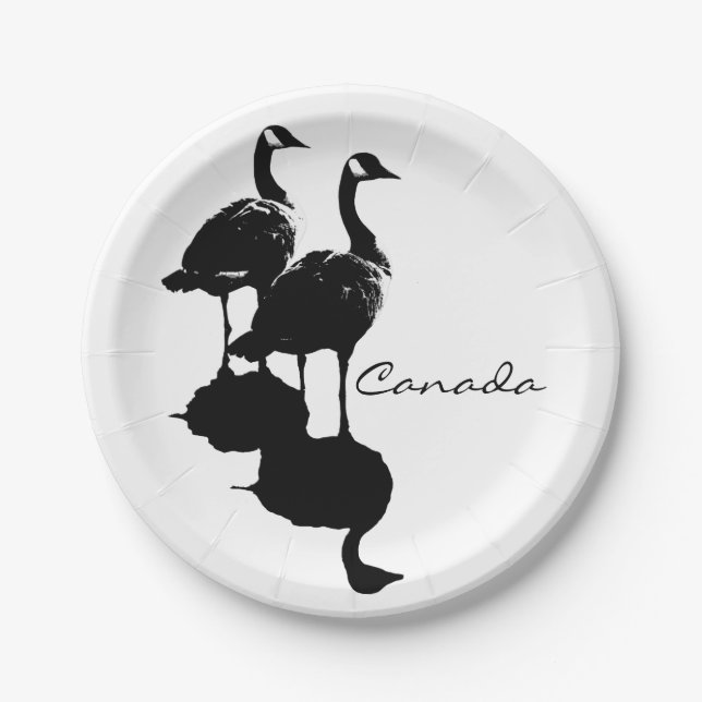 Canada Goose Plates Canada Day Paper Plates (Front)