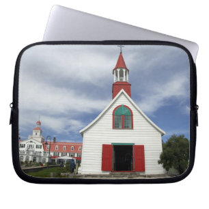 Canada, Quebec, Tadoussac. Petite Chapelle, Laptop Sleeve