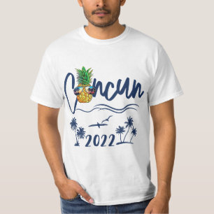 Cancun 2022 Mexico Pineapple Sunglasses Vacation T-Shirt