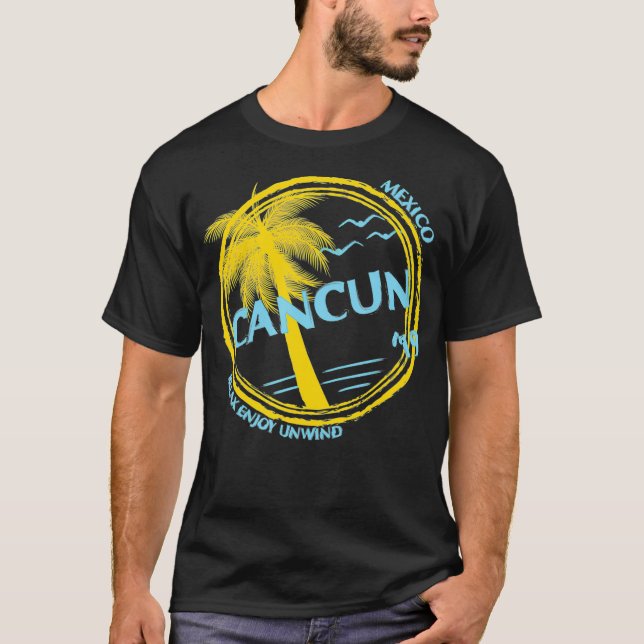 Cancun Mexico Souvenir Gift  For Spring Break T-Shirt (Front)