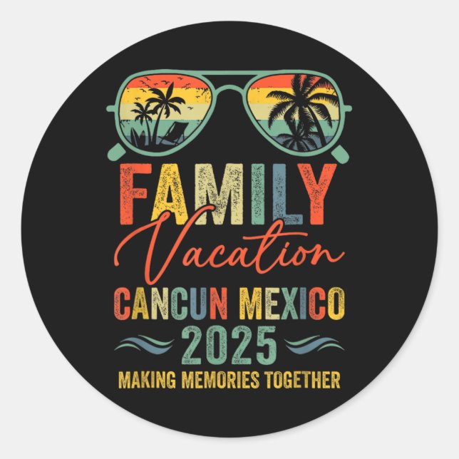 Cancun Mexico Vacation 2025 Matching Family Group  Classic Round Sticker (Front)