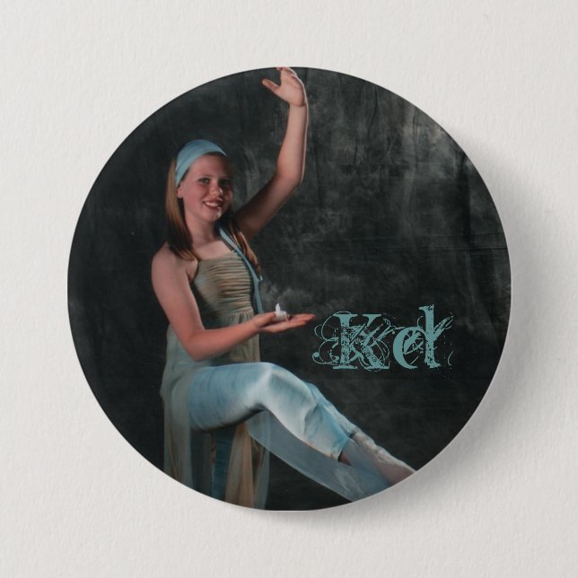 Candlelight Photo of Dancer 7.5 Cm Round Badge (Front)