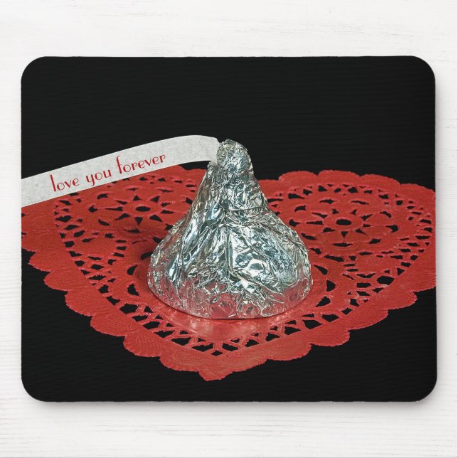 candy kiss on lace heart mouse mat (Front)