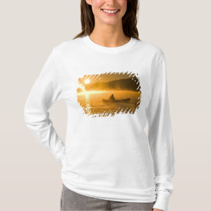 Canoeing in Lily Bay at sunrise, Moosehead Lake, T-Shirt