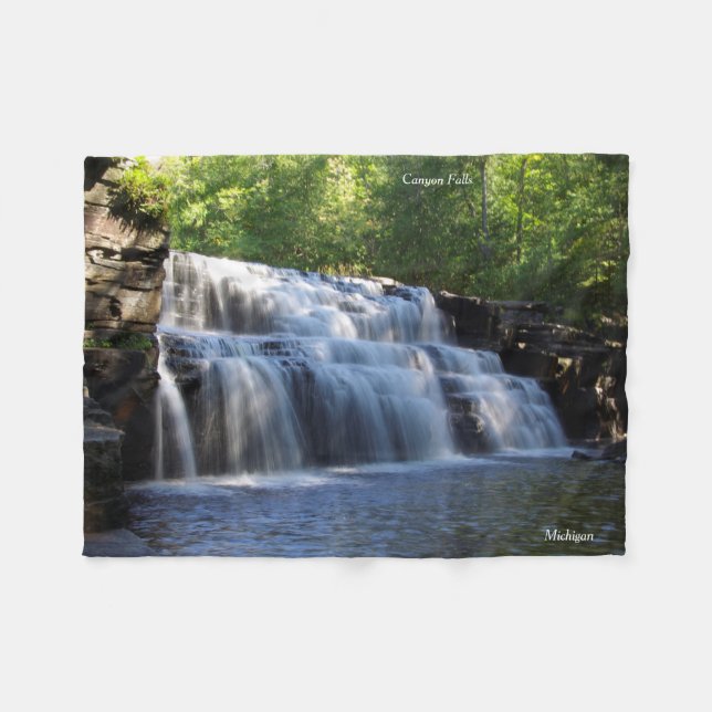 Canyon Falls fleece blanket (Front (Horizontal))
